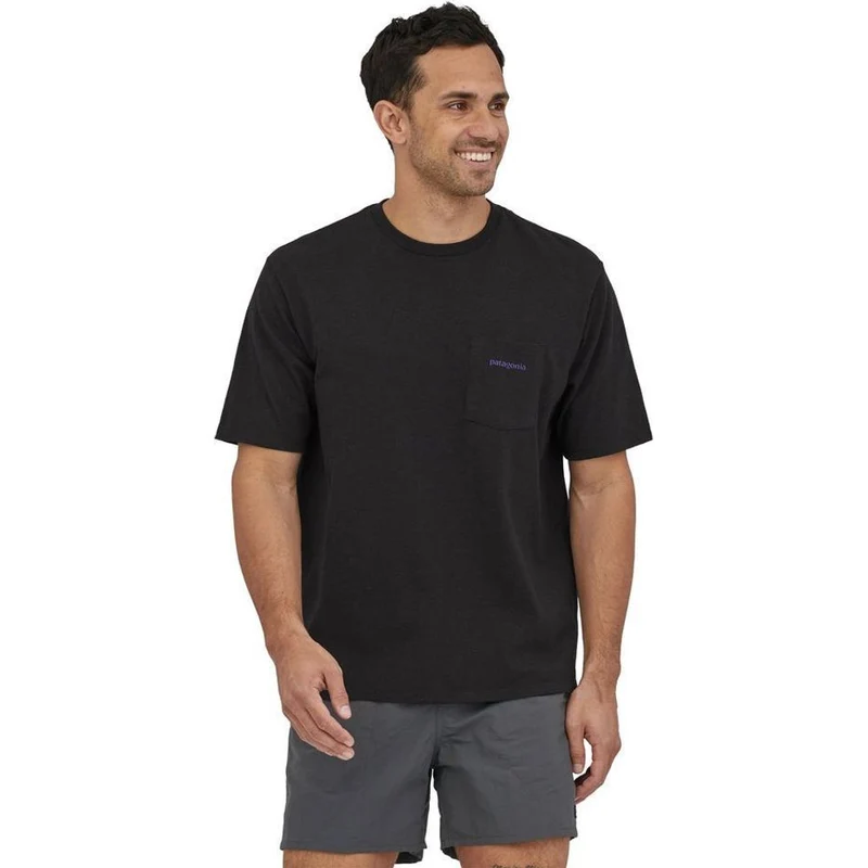 Patagonia M's Boardshort Logo Pocket Responsibili Herren T-Shirt ink black