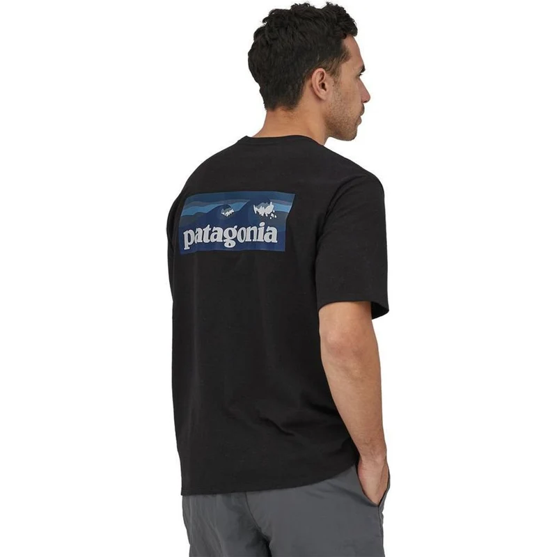 Patagonia M's Boardshort Logo Pocket Responsibili Herren T-Shirt ink black