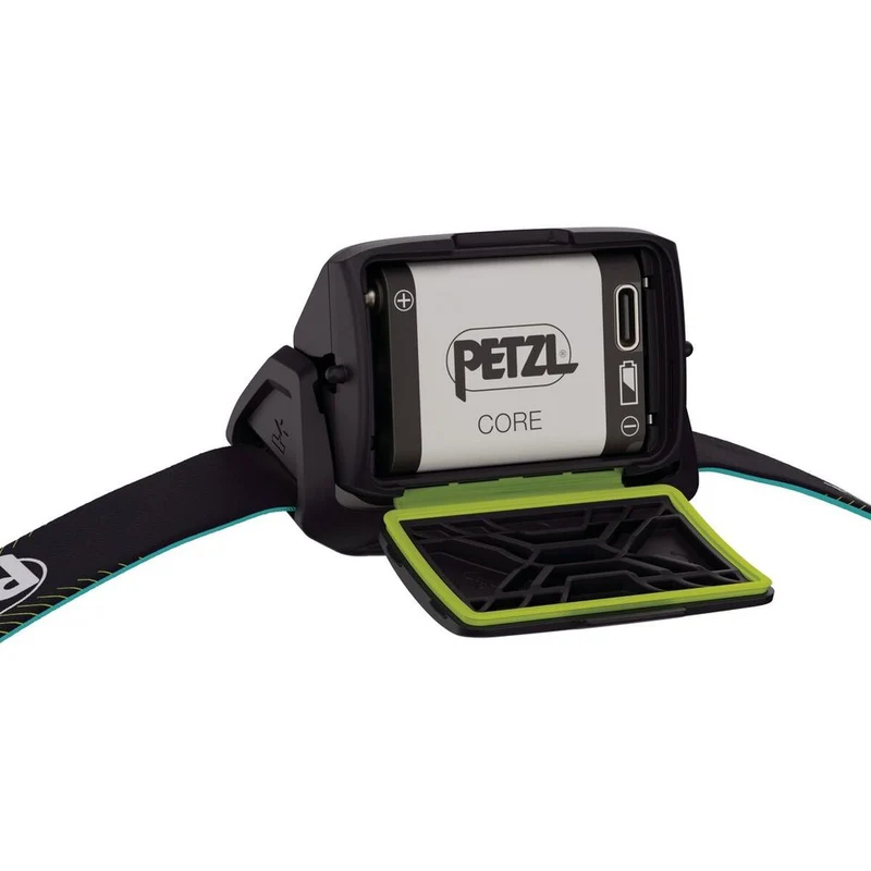 Petzl Actik Core Stirnlampe green