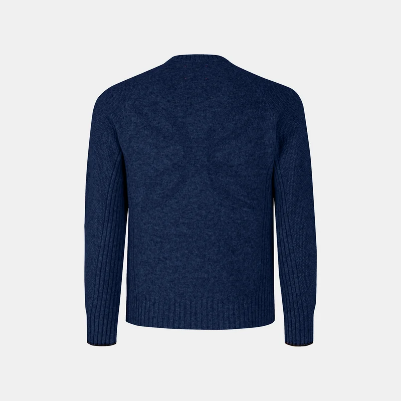 ESSENCE MAGLIA