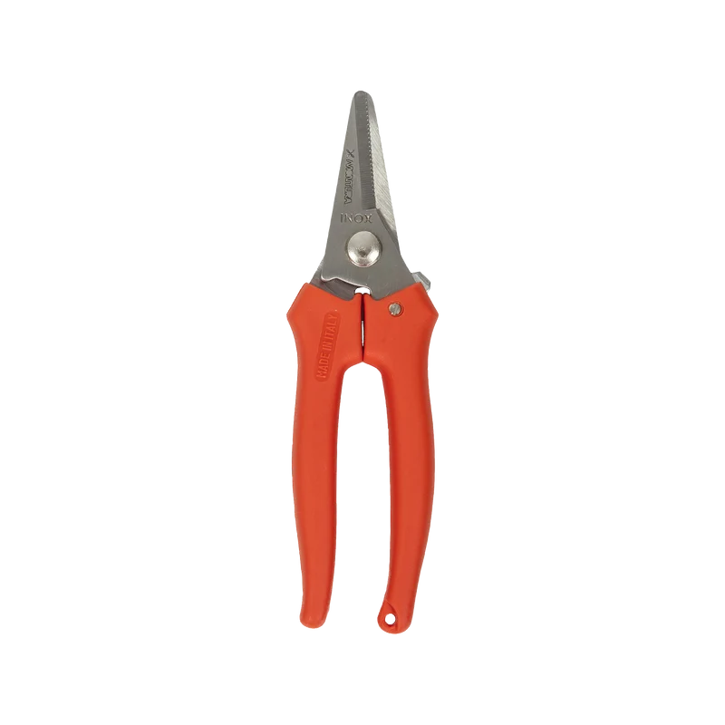 SCISSORS OPERATOR