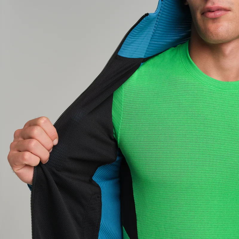 ACTION HOODED MAGLIA