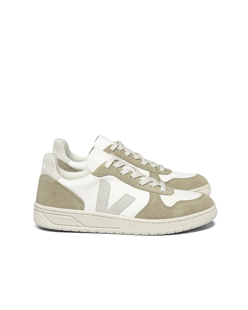 Veja V-10 Chromefree Leather Extra White / Natural Sahara