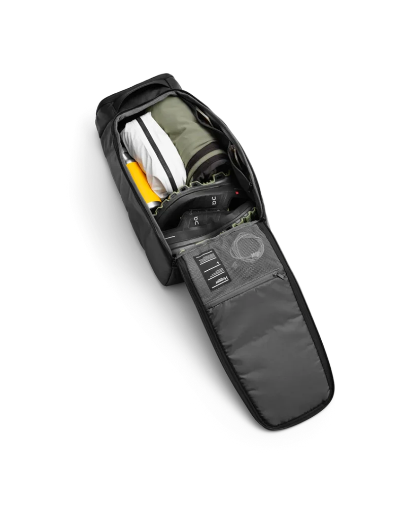 Db Hugger Backpack 25L Black Out