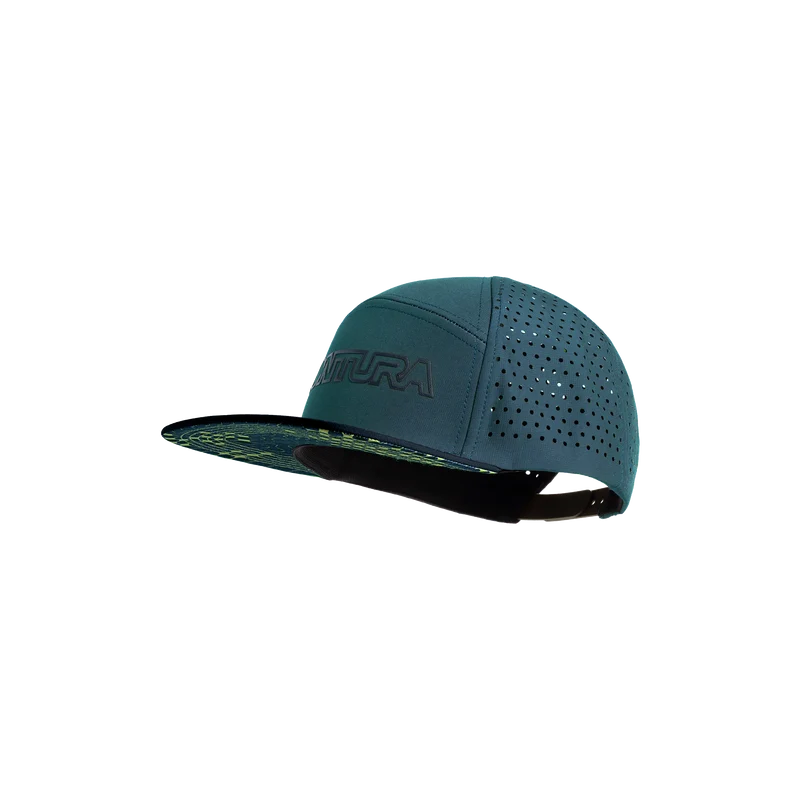 BRAND GRAPHIC TRUCKER