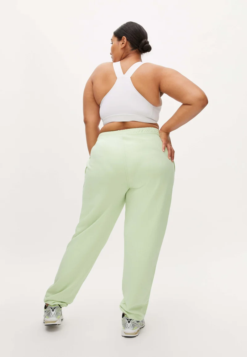 ROEHNISCH Iconic Sweatpants – Sporthose 100% Baumwolle