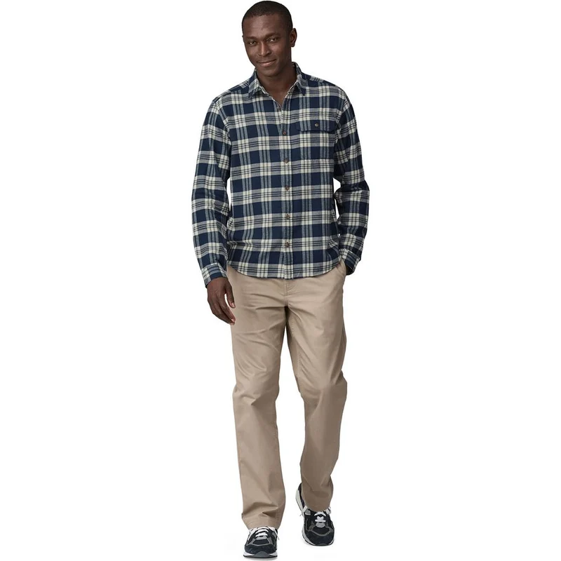 Patagonia Herren L/s LW Fjord Flannel Shirt base camp: new navy
